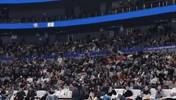 昨日新疆对阵北京 新疆主场球迷齐声高喊&ldquo;换周琦&rdquo;！